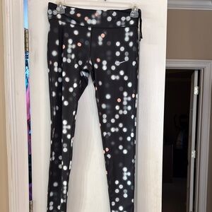Women’s Black and White Patterned Leggings
